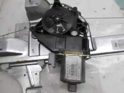 Peça sobressalente para automóvel em segunda mão elevador de vidros dianteiro direito por peugeot 208 access referências oem iam   