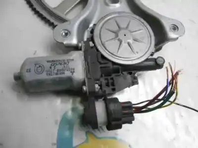 Автозапчастина б/у регулятор переднього правого скла для mitsubishi l 200 (ka0/kb0) cabina doble invite 4x4 посилання на oem iam  6 pins 