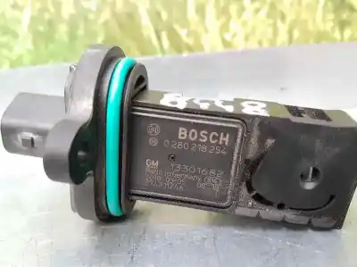 Автозапчастина б/у витратомір повітря для opel corsa d innovation посилання на oem iam 13301682  0280218254