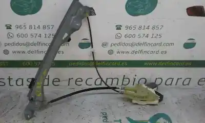 Автозапчастина б/у РЕГУЛЯТОР СКЛА ЗАДНЬОГО ПРАВОГО для RENAULT LAGUNA II (BG0)  Посилання на OEM IAM 827300001RA  827000001R