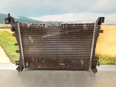 İkinci el araba yedek parçası SU RADYATÖRÜ için FIAT PUNTO (EVO) (199)  OEM IAM referansları 55700447  E5444