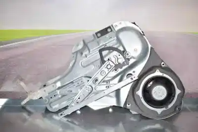 Second-hand car spare part rear right window regulator for kia soul burner oem iam references   2 pins