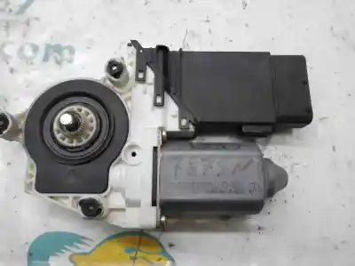 Pièce détachée automobile d'occasion moteur lève vitre avant droit pour volkswagen golf iv berlina (1j1) soul références oem iam   