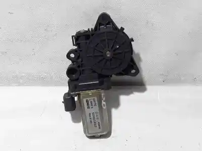 Pezzo di ricambio per auto di seconda mano Motore Alzacristalli Anteriore Destro per FIAT STILO (192) 1.9 JTD CAT Riferimenti OEM IAM   2 PINS