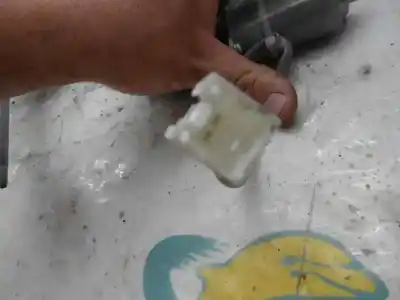 Pezzo di ricambio per auto di seconda mano alzacristalli anteriore destro per chevrolet aveo lt riferimenti oem iam 96541784 2 pins 