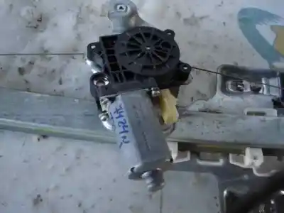 Second-hand car spare part rear right window regulator for chrysler 300 c 3.0 crd oem iam references 05065472af clavija 2 pins 