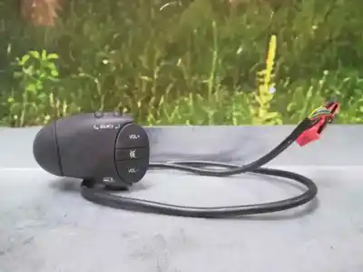 Pièce détachée automobile d'occasion COMMANDE DE CONTRÔLE RADIO pour RENAULT CLIO II FASE I (B/CBO)  Références OEM IAM   