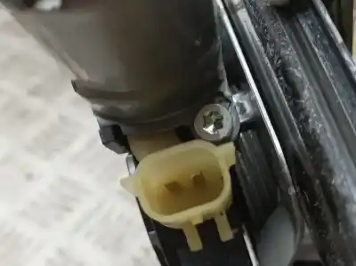 Second-hand car spare part passenger side right window regulator for chevrolet aveo ls oem iam references 95043028  