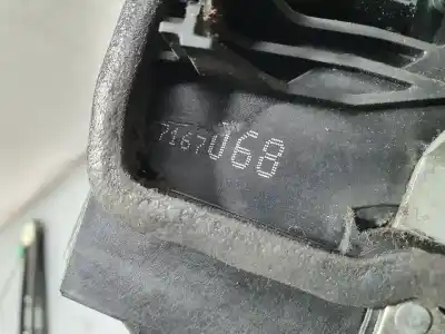 Second-hand car spare part front right door lock for bmw x3 (e83) 3.0d oem iam references 7167068  