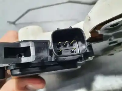 Second-hand car spare part left front door lock for citroen c-zero high line oem iam references   