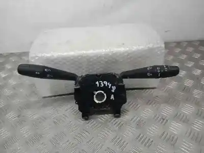 Peça sobressalente para automóvel em segunda mão comutador de limpa vidros por jeep compass ii sport 4x2 referências oem iam 73567007