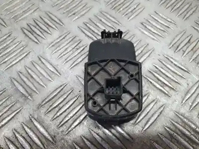 Second-hand car spare part right front power window switch for opel corsa e color edition ecoflex oem iam references 13430018  315625731