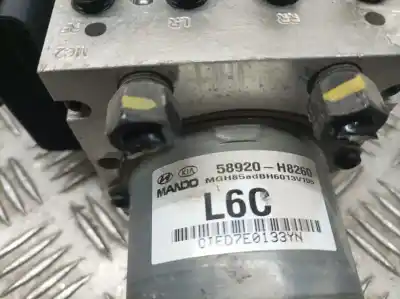 Peça sobressalente para automóvel em segunda mão abs por kia stonic (ybcuv) tech referências oem iam 58920h8260  