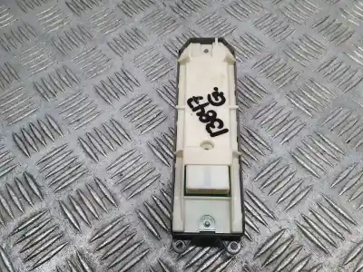 Second-hand car spare part left front power window switch for toyota auris active oem iam references 515220  