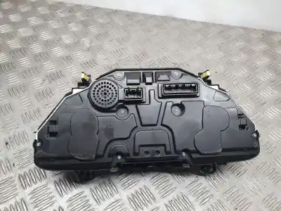 Peça sobressalente para automóvel em segunda mão quadrante por toyota auris active referências oem iam   