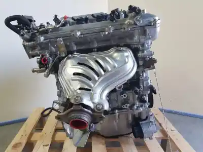 Second-hand car spare part complete engine for toyota verso active oem iam references 2zr  u156059