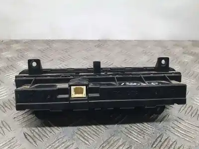 Peça sobressalente para automóvel em segunda mão comando de sofagem (chauffage / ar condicionado) por toyota auris active referências oem iam 5590002820  