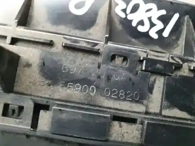 Peça sobressalente para automóvel em segunda mão comando de sofagem (chauffage / ar condicionado) por toyota auris active referências oem iam 5590002820  