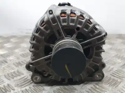 Peça sobressalente para automóvel em segunda mão Alternador por AUDI Q5 (8R) 2.0 TDI quattro (140KW) Referências OEM IAM 04L903017A  2619817C