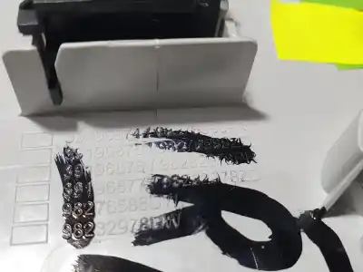 Автозапчастина б/у внутрішне світло для citroen c4 lim. 1.2 12v e-thp посилання на oem iam 98276588  