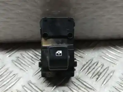 Pezzo di ricambio per auto di seconda mano Interruttore Alzacristalli Anteriore Destro per KIA CEED Drive Riferimenti OEM IAM 93575J7000  