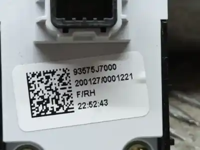 Second-hand car spare part right front power window switch for kia ceed drive oem iam references 93575j7000  