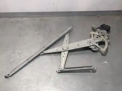 Second-hand car spare part passenger side right window regulator for lexus is 300h oem iam references 8571053111  