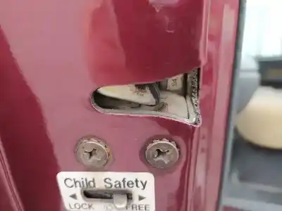 Recambio de automóvil de segunda mano de cerradura puerta trasera izquierda para ssangyong family * referencias oem iam 