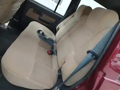 Recambio de automóvil de segunda mano de asientos traseros para ssangyong family * referencias oem iam 