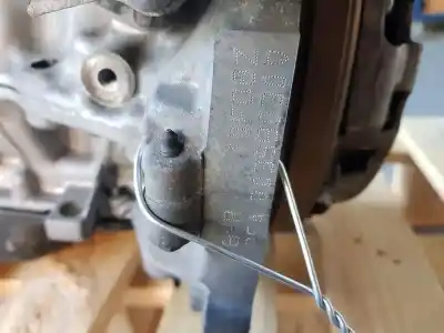 Second-hand car spare part complete engine for peugeot 208 access oem iam references 8hr  0398030