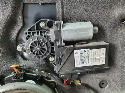 Peça sobressalente para automóvel em segunda mão elevador de vidros traseiro direito por seat exeo berlina (3r2) reference referências oem iam 
