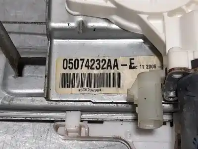 Second-hand car spare part rear right window regulator for dodge caliber se oem iam references 05074232aae  