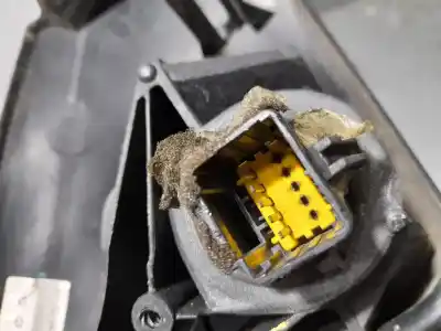 Pezzo di ricambio per auto di seconda mano specchio sinistro per renault megane ii berlina 3p confort authentique riferimenti oem iam   