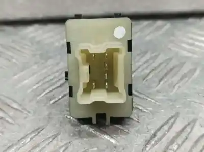 Second-hand car spare part right front power window switch for renault captur zen oem iam references 254218614r  