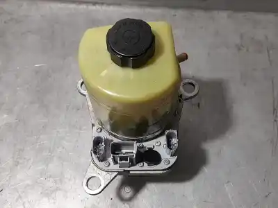 Second-hand car spare part steering pump for ford focus turnier (cb4) trend oem iam references   
