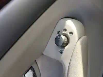 Pezzo di ricambio per auto di seconda mano Controllo Specchio per AUDI A8 D3 (4E2, 4E8) 3.0 TDI quattro Riferimenti OEM IAM   