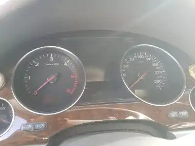 Pezzo di ricambio per auto di seconda mano Pannello Degli Strumenti per AUDI A8 D3 (4E2, 4E8) 3.0 TDI quattro Riferimenti OEM IAM   