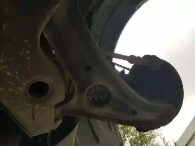 Piesă de schimb auto la mâna a doua braț suspensie inferior dreapta fațã pentru hyundai getz (tb) 1.1 básico referințe oem iam 