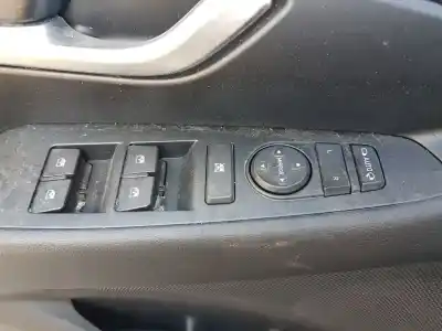 Автозапчасти б/у выключатель левого переднего окна за hyundai i30 fastback klass ссылки oem iam 