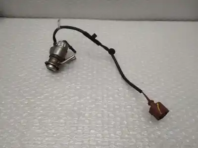 Pezzo di ricambio per auto di seconda mano iniettore per skoda superb (3v3) active riferimenti oem iam 04l131113p