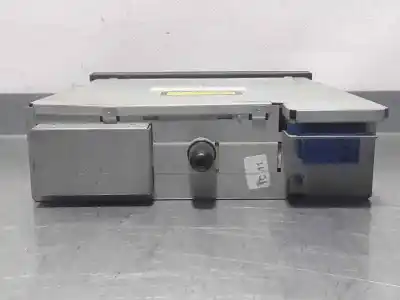 Recambio de automóvil de segunda mano de cargador cd para peugeot 1007 dolce referencias oem iam 96469053xt 7607769050 blaupunkt 