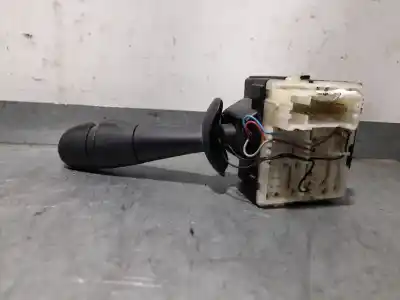 Pièce détachée automobile d'occasion commande d'essuie glace pour renault clio iv dynamique références oem iam e10670323  