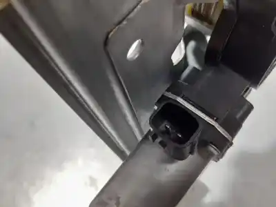 Second-hand car spare part rear right window regulator for renault clio iv dynamique oem iam references 827008880  