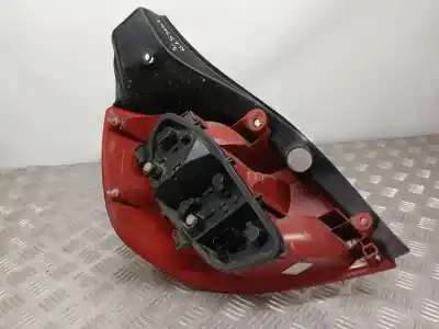 Second-hand car spare part right tailgate light for renault clio iii confort dynamique oem iam references 89035080  
