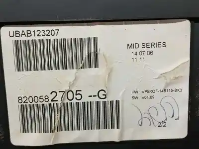 Second-hand car spare part dashboard for renault clio iii confort dynamique oem iam references 8200582705g  vp5rqf14b115bk3