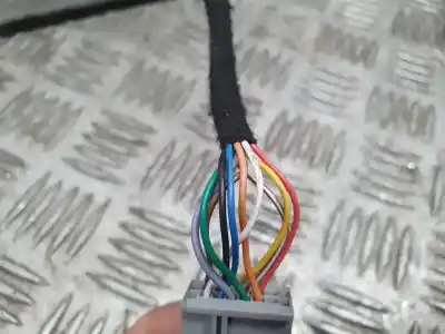 Peça sobressalente para automóvel em segunda mão espelho retrovisor esquerdo por ford fiesta (ce1) active referências oem iam   