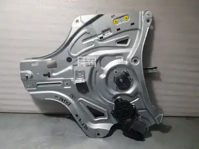 Recambio de automóvil de segunda mano de ELEVALUNAS DELANTERO IZQUIERDO para HYUNDAI IX35  referencias OEM IAM 813102Y000  5601034
