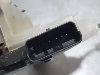 Pezzo di ricambio per auto di seconda mano serratura porta anteriore destra per opel corsa c edition riferimenti oem iam 16944413  