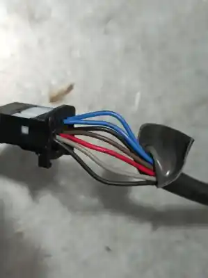 Peça sobressalente para automóvel em segunda mão espelho retrovisor esquerdo por renault clio iv business referências oem iam 963024349r  