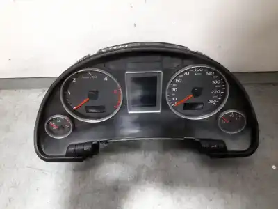 Tweedehands auto-onderdeel Instrumentenpaneel voor AUDI A4 AVANT (8E) 2.0 TDI OEM IAM-referenties 8E0920901D  0263626090